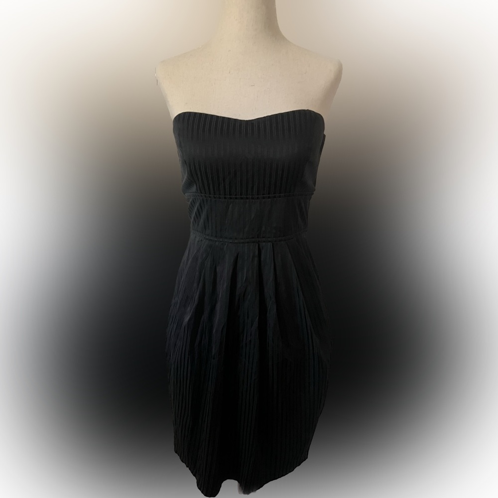 B.Darlin - Black Strapless Mini Dress - Size: Medium - Very good condition!